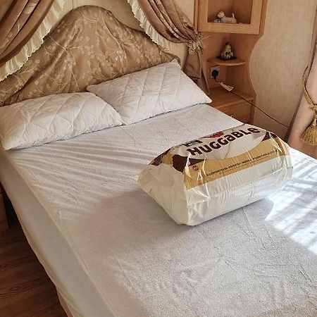 King'S Caravan Park, Caravan To Sleep 6 People Чапъл Сейнт Лионардс Екстериор снимка