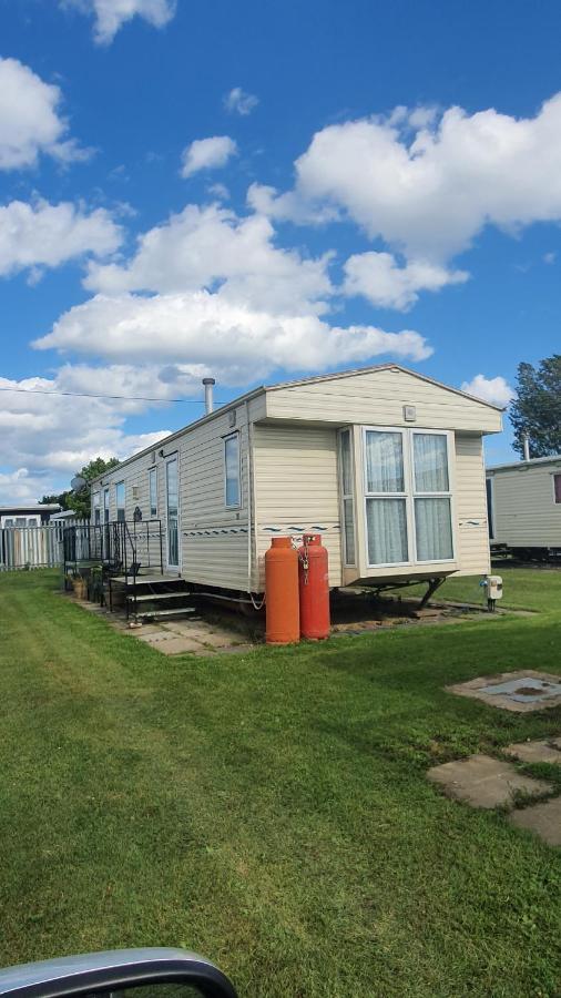 King'S Caravan Park, Caravan To Sleep 6 People Чапъл Сейнт Лионардс Екстериор снимка